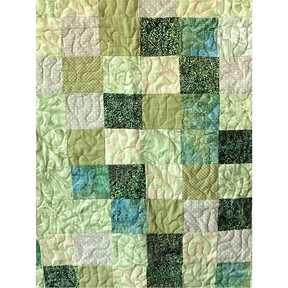 NWT. Colors of Green Beautiful Hand Crafted Quilt